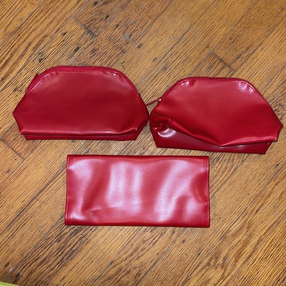 Clinique Makeup Bags Set Of 3 - Picture 6 of 8